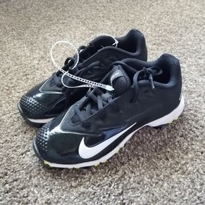 Kids Nike Vapor soccer cleats - Size 13